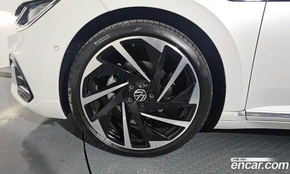 Volkswagen Arteon 2022 2.0 Автомат в Москве № 214876, фото 18