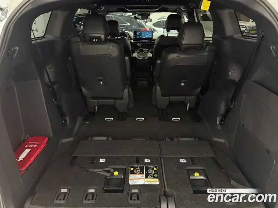 Toyota Sienna 2025 2.5 Вариатор в Москве № 215578, фото 13