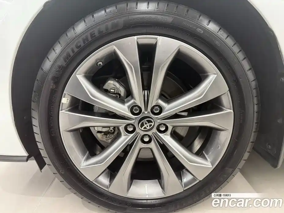 Toyota Sienna 2025 2.5 Вариатор в Москве № 215578, фото 5