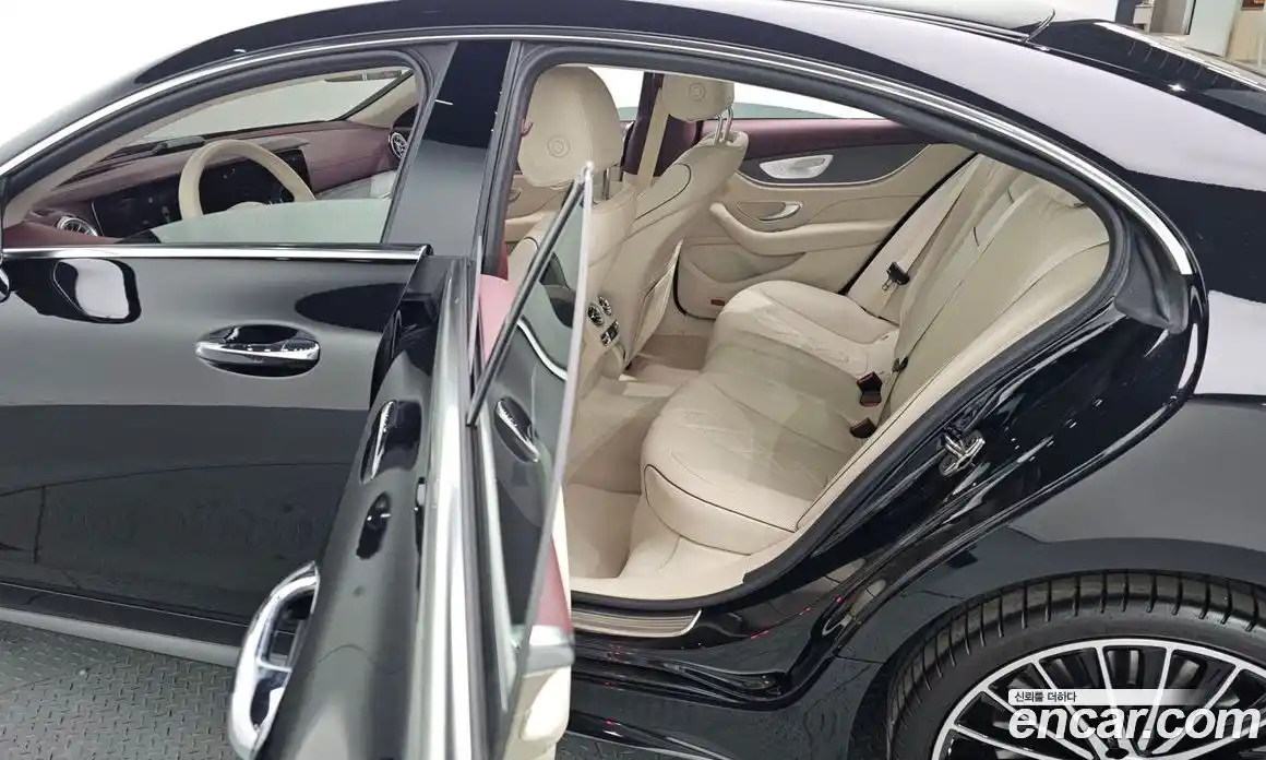 Mercedes-Benz CLS-Class 2023 3.0 Автомат в Москве № 218062, фото 13