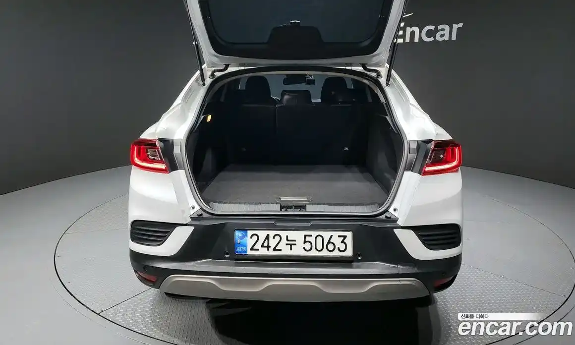 Renault XM3 2022 1.3 Автомат в Москве № 219986, фото 10