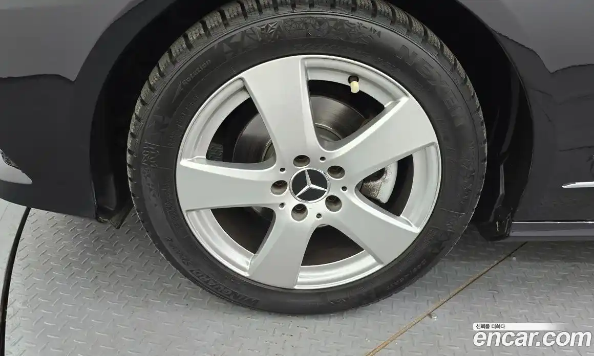 Mercedes-Benz E-Class 2013 2.1 Автомат в Москве № 222398, фото 12