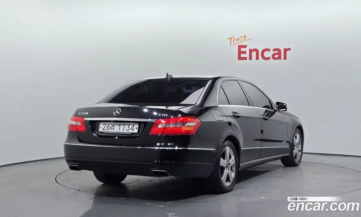 Mercedes-Benz E-Class 2013 2.1 Автомат в Москве № 222398, фото 15