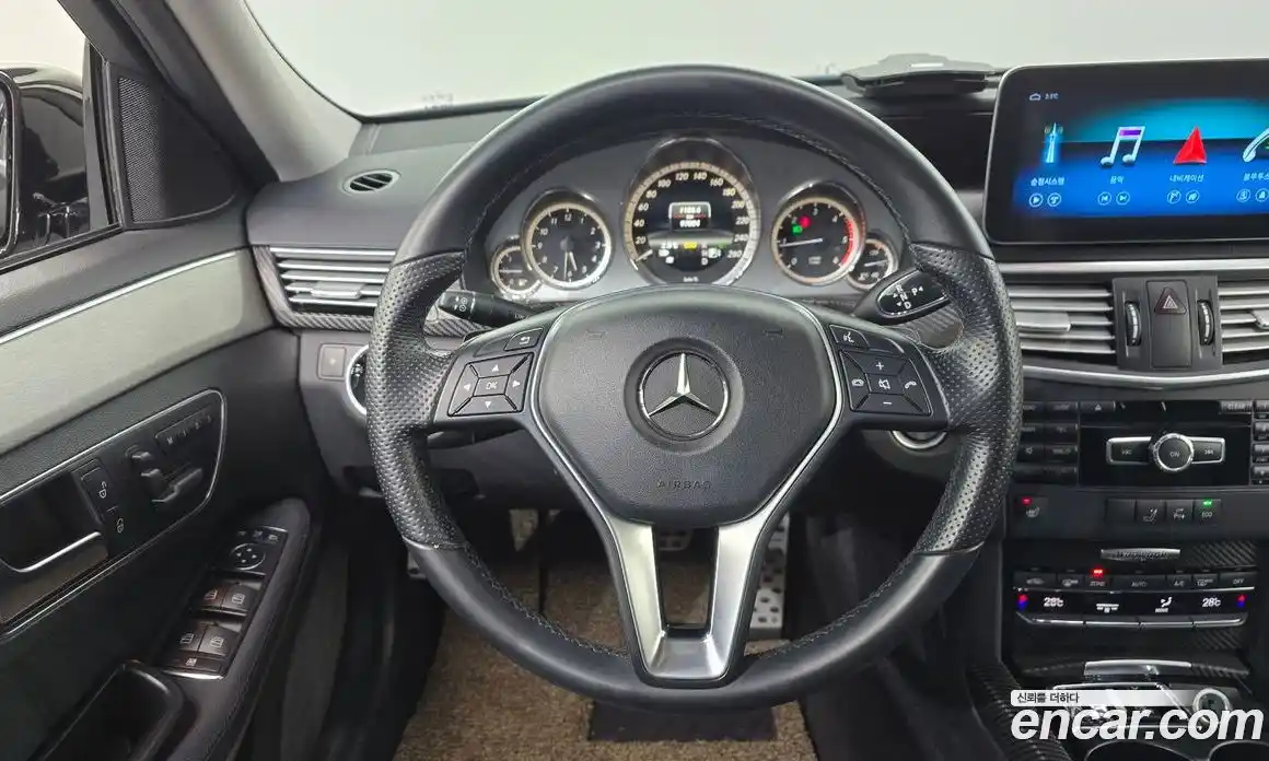 Mercedes-Benz E-Class 2013 2.1 Автомат в Москве № 222398, фото 16