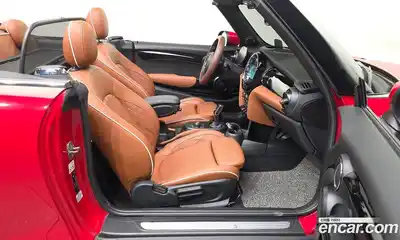 Mini Cooper Convertible 2022 2.0 Автомат в Москве № 222439, миниатюра 9