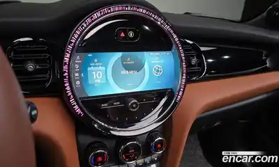 Mini Cooper Convertible 2022 2.0 Автомат в Москве № 222439, миниатюра 10