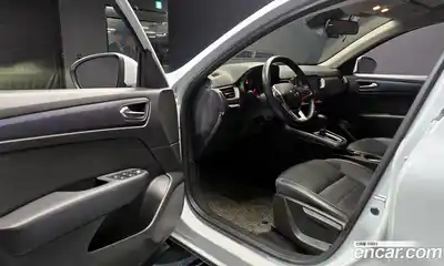 Renault XM3 2020 1.6 Автомат в Москве № 222514, миниатюра 10