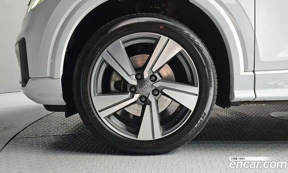 Audi Q2 2020 2.0 Автомат в Москве № 229749, фото 19