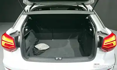 Audi Q2 2020 2.0 Автомат в Москве № 229749, миниатюра 7