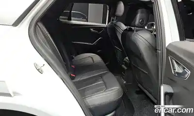 Audi Q2 2020 2.0 Автомат в Москве № 229749, миниатюра 8