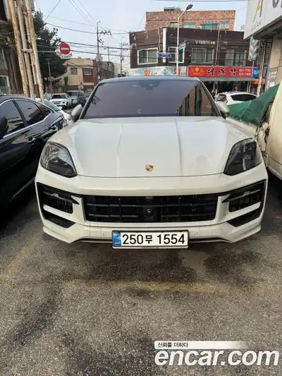 Porsche Cayenne, 2024