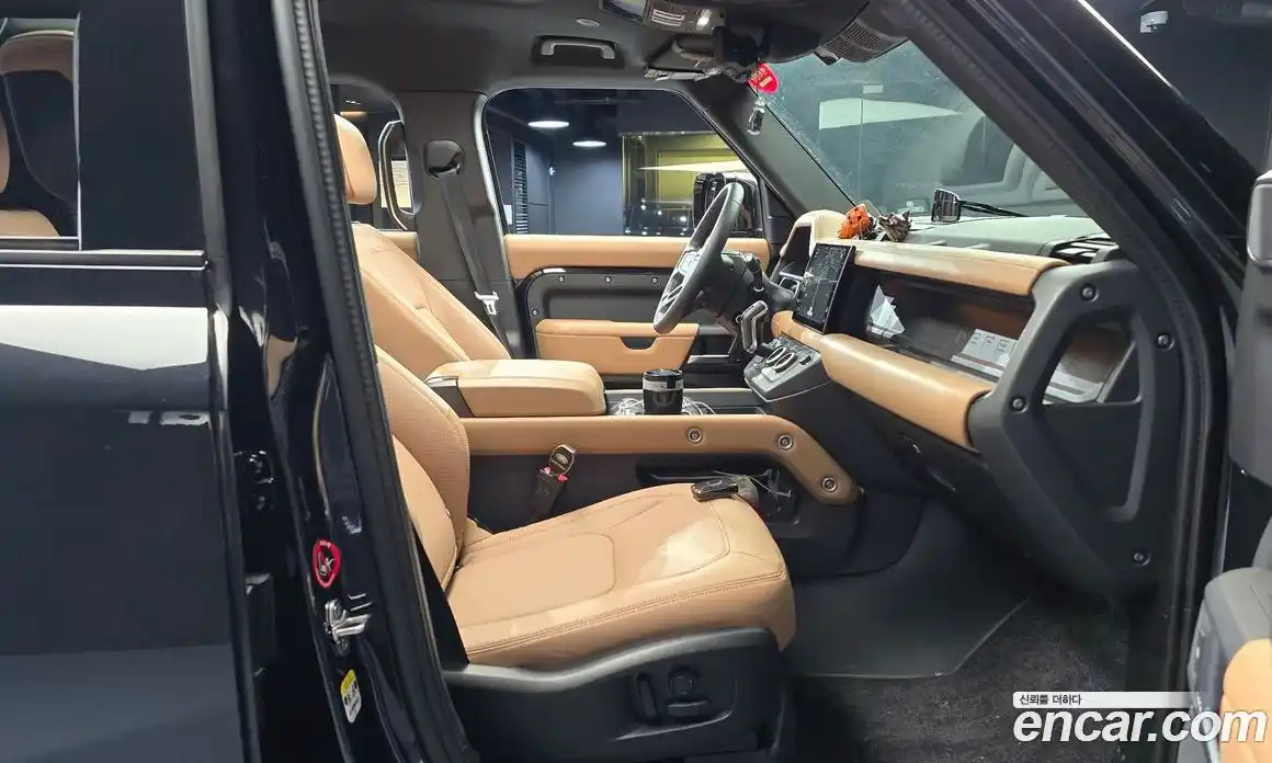 Land Rover Defender 2025 3.0 Автомат в Москве № 231115, фото 8