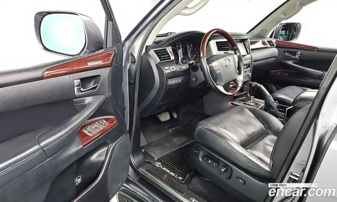 Lexus LX 2015 5.7 Автомат в Москве № 232013, фото 11