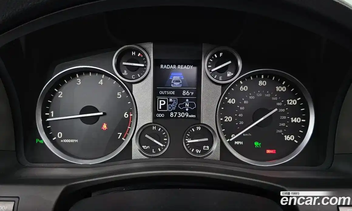 Lexus LX 2015 5.7 Автомат в Москве № 232013, фото 8