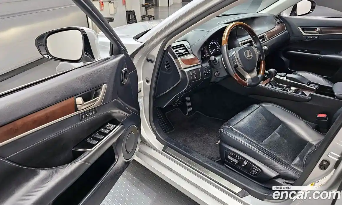 Lexus GS 2013 3.5 Автомат в Москве № 232037, фото 16