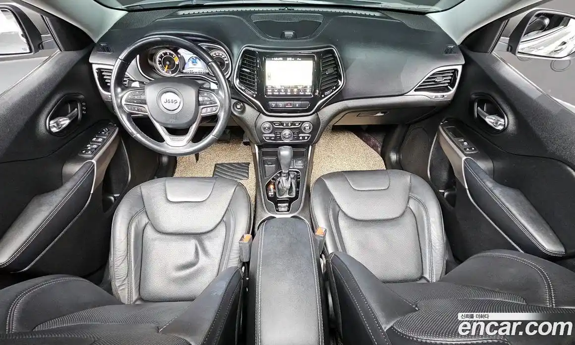 Jeep Cherokee 2021 2.4 Автомат в Москве № 232605, фото 7