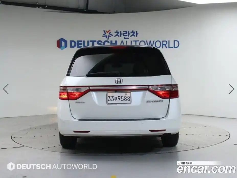 Honda Odyssey 2013 3.5 Автомат в Москве № 232983, фото 4