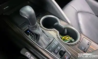 Toyota Camry 2018 2.5 Автомат в Москве № 235832, миниатюра 11