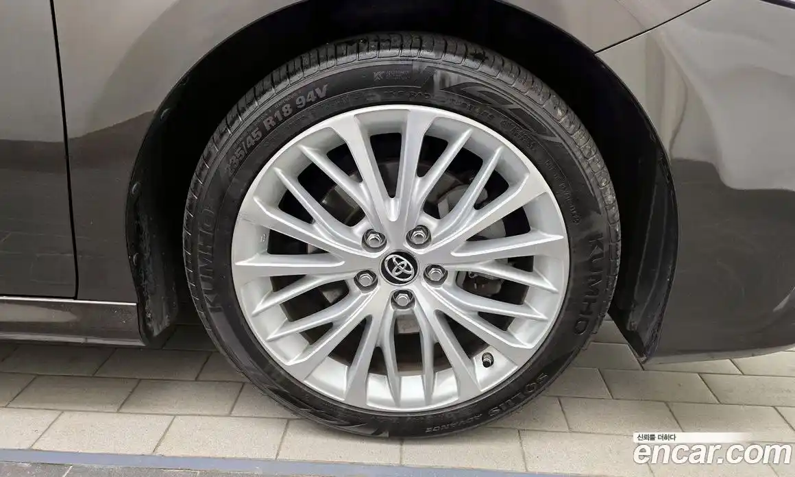 Toyota Camry 2018 2.5 Автомат в Москве № 235832, фото 17