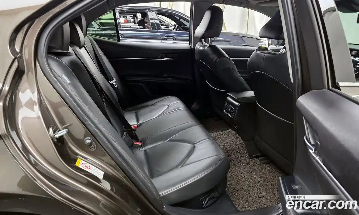 Toyota Camry 2018 2.5 Автомат в Москве № 235832, фото 20