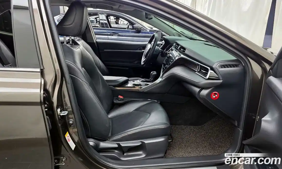 Toyota Camry 2018 2.5 Автомат в Москве № 235832, фото 6