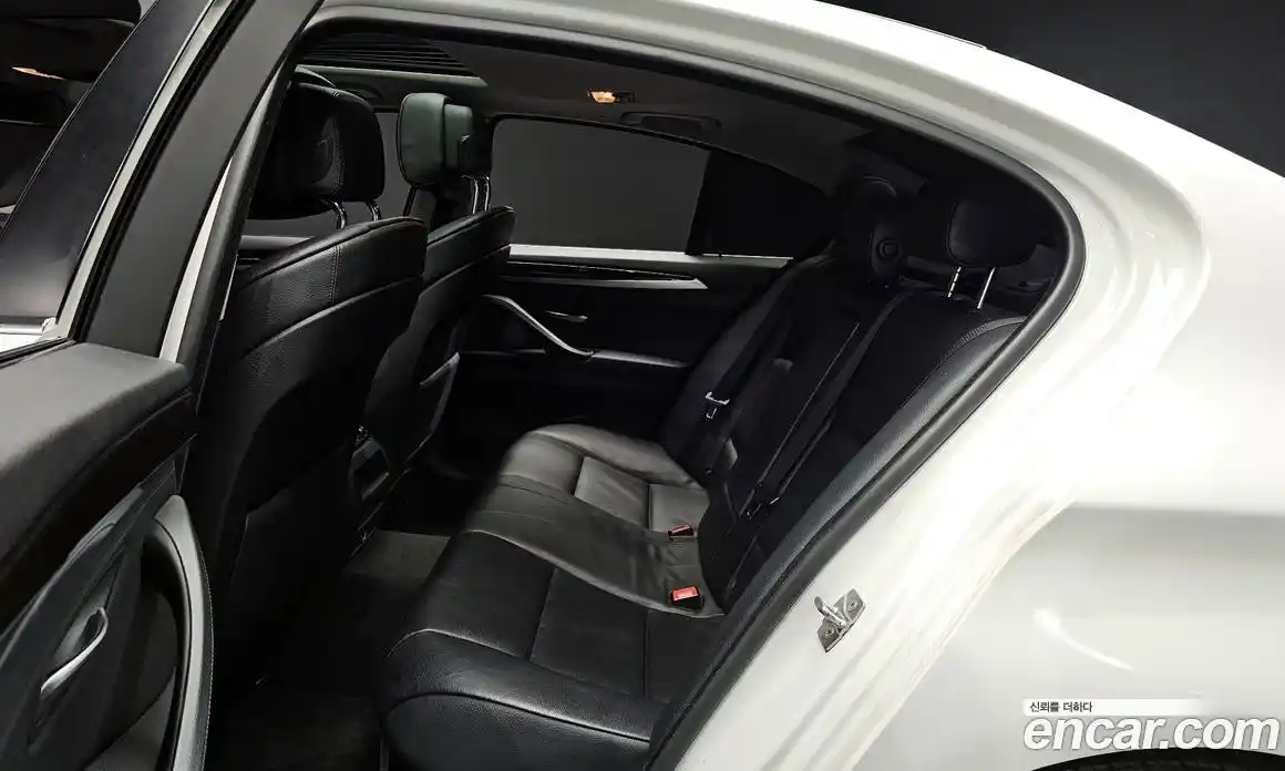 BMW 5-Series 2011 2.0 Автомат в Москве № 236742, фото 12