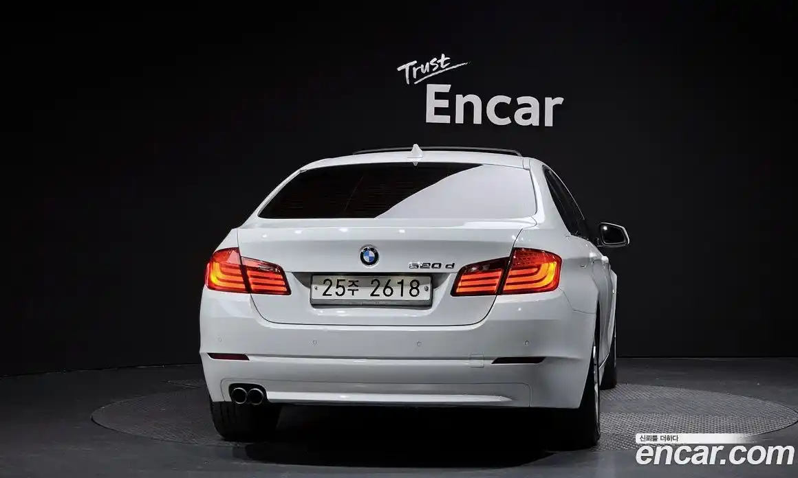 BMW 5-Series 2011 2.0 Автомат в Москве № 236742, фото 4