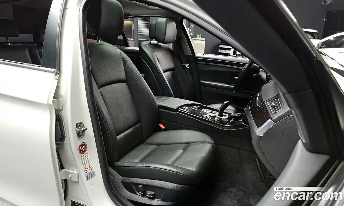 BMW 5-Series 2011 2.0 Автомат в Москве № 236742, фото 10