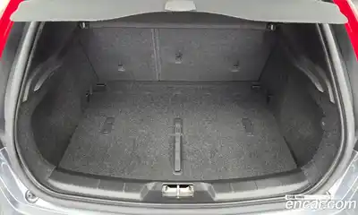 Volvo V40 2018 2.0 Автомат в Москве № 250955, миниатюра 4