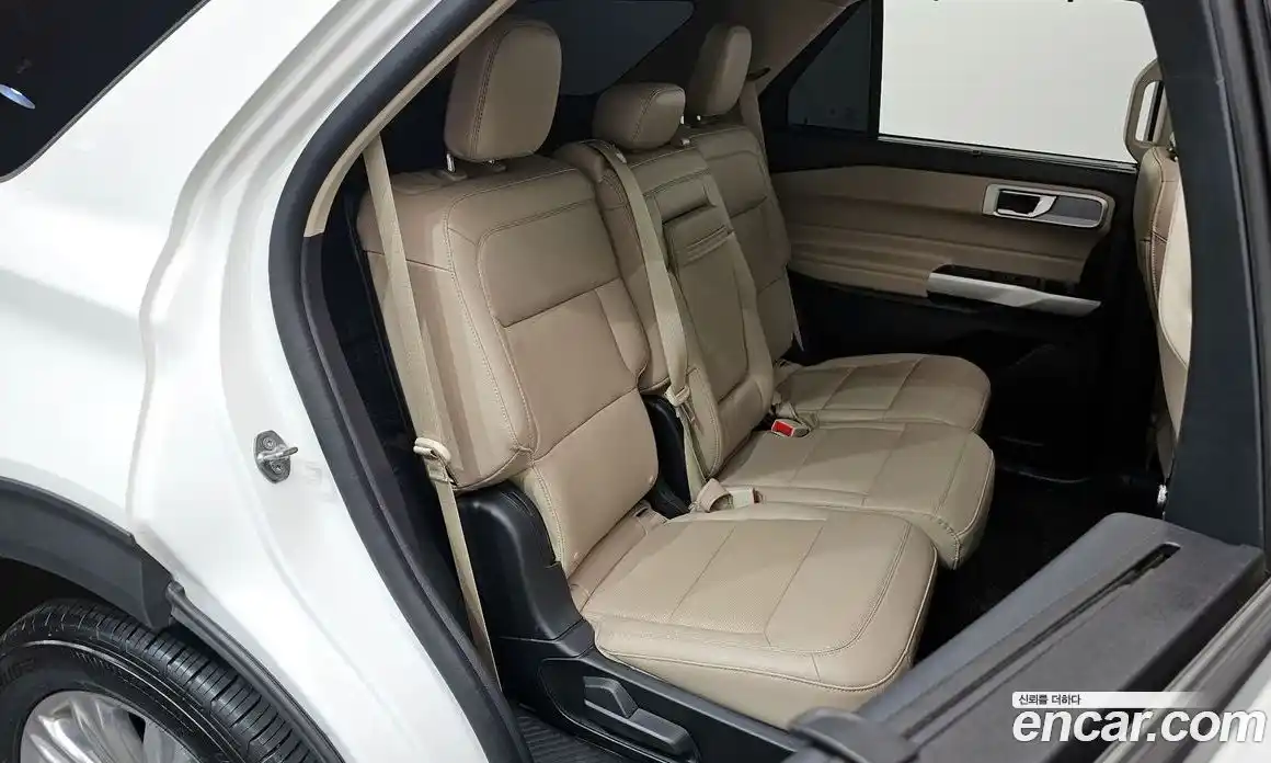 Ford Explorer 2022 3.3 Автомат в Москве № 255704, фото 16