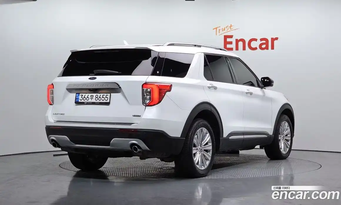 Ford Explorer 2022 3.3 Автомат в Москве № 255704, фото 18