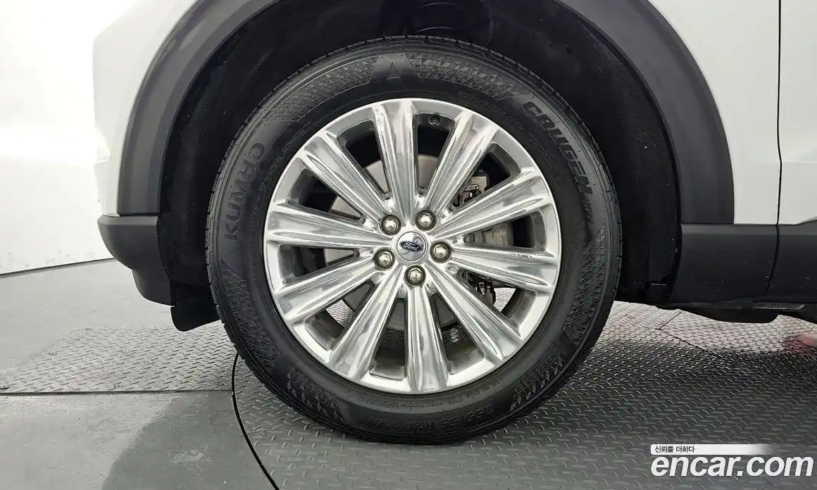 Ford Explorer 2022 3.3 Автомат в Москве № 255704, фото 4