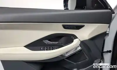 Jaguar E-Pace 2020 2.0 Автомат в Москве № 256085, миниатюра 8