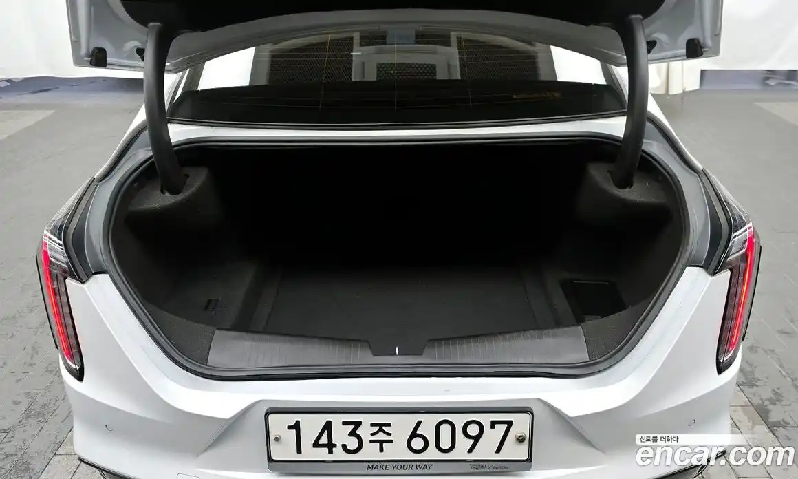 Cadillac CT4 2020 2.0 Автомат в Москве № 256425, фото 9