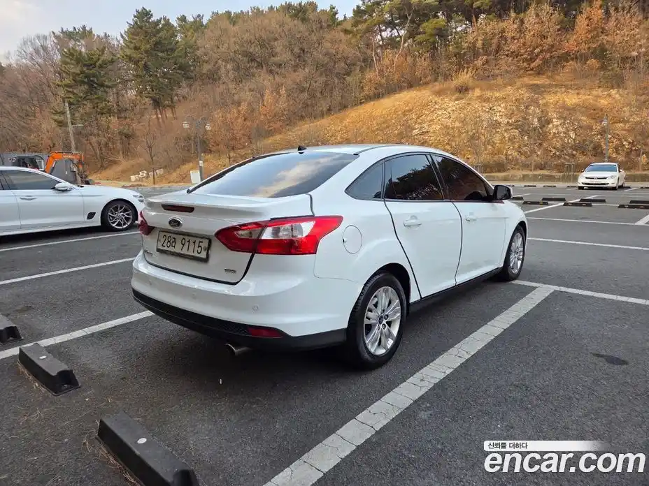 Ford Focus 2013 2.0 Автомат в Москве № 257694, фото 7