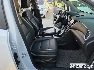 Chevrolet Trax 2021 1.4 Автомат в Москве № 263990, миниатюра 12