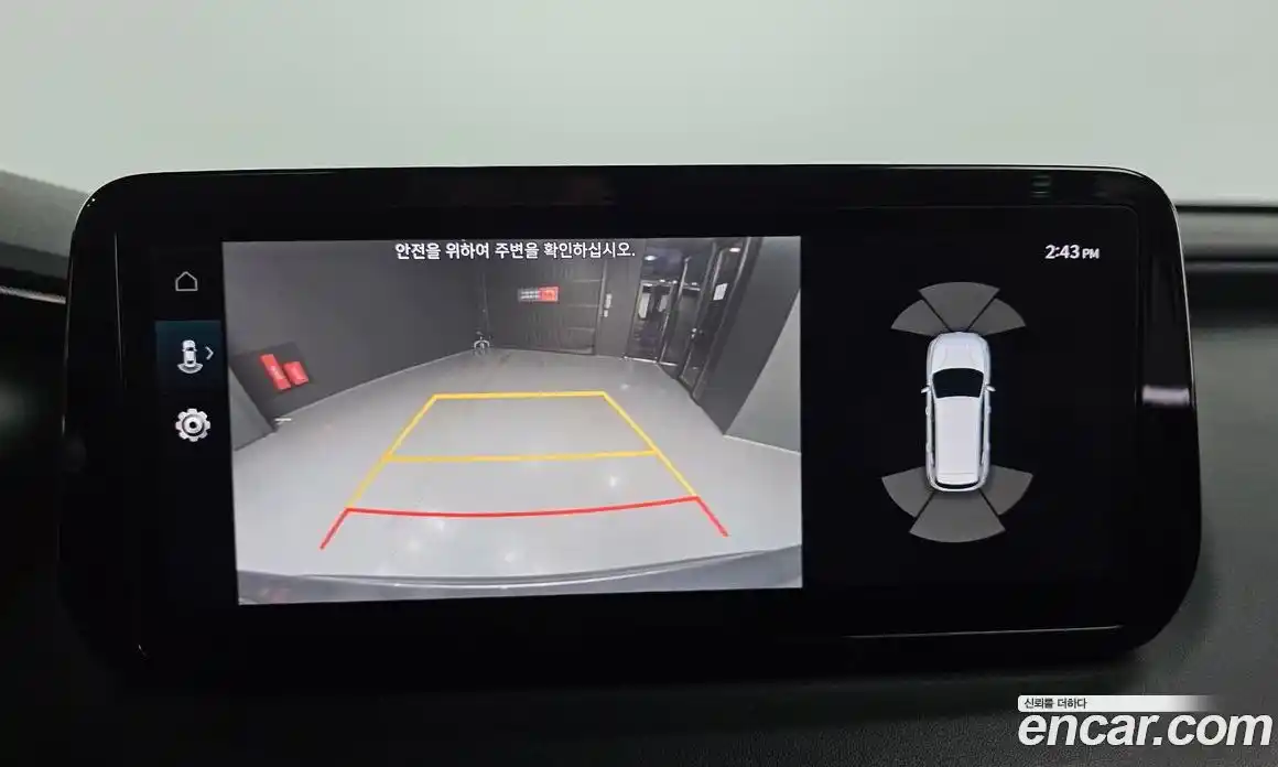 Hyundai Santa Fe 2023 1.6 Автомат в Москве № 267388, фото 12