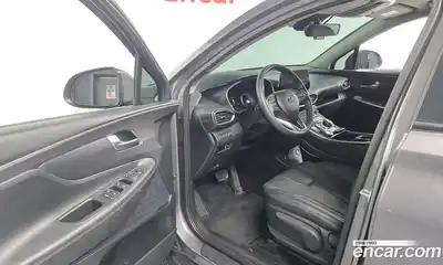 Hyundai Santa Fe 2023 1.6 Автомат в Москве № 267388, миниатюра 3