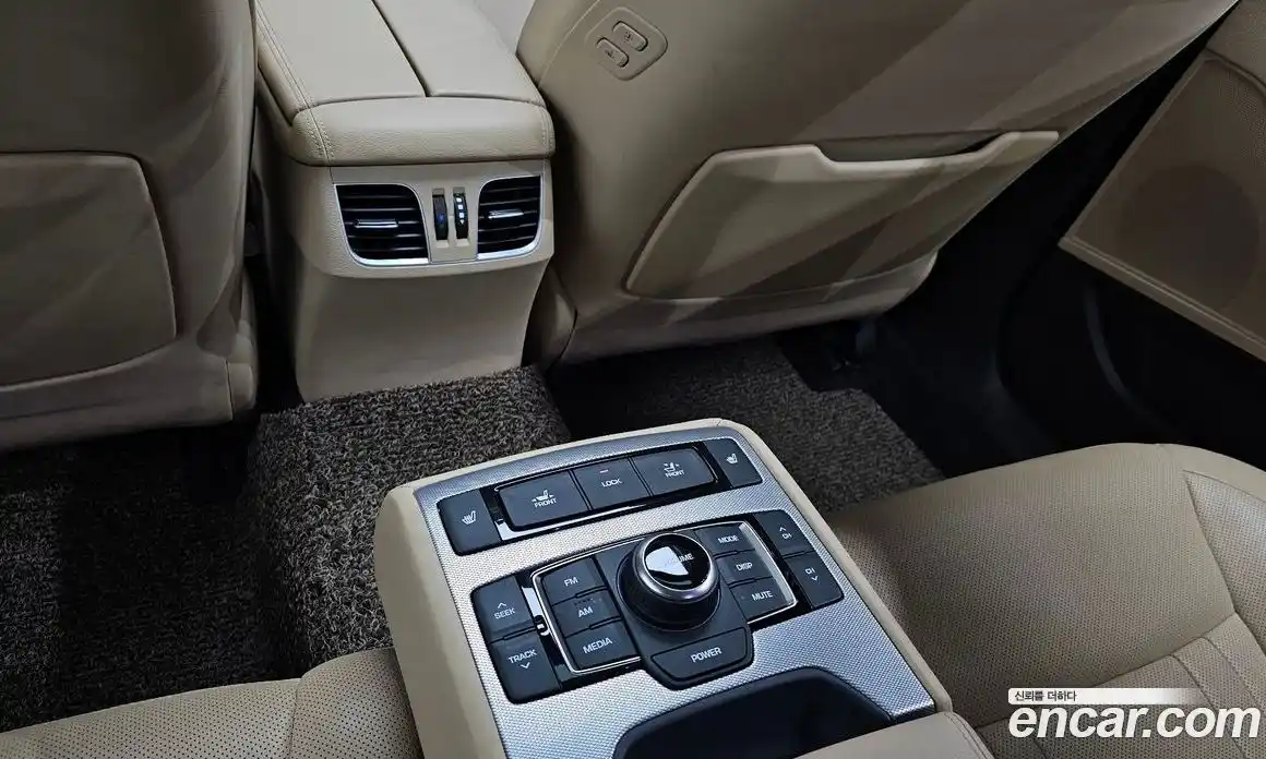 Genesis G80 2018 3.3 Автомат в Москве № 26835, фото 11