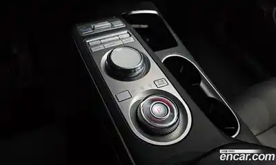 Genesis GV70 2021 2.5 Автомат в Москве № 26988, миниатюра 2