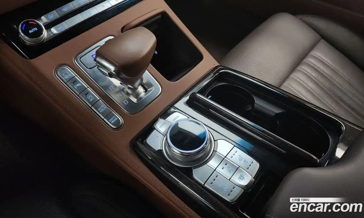 Genesis G90 2019 3.8 Автомат в Москве № 27141, фото 9