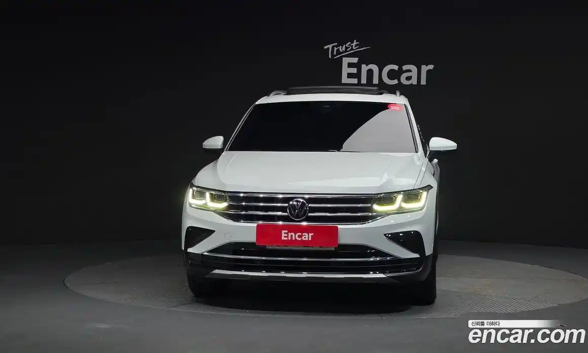 Volkswagen Tiguan 2022 2.0 Автомат в Москве № 276367, фото 12