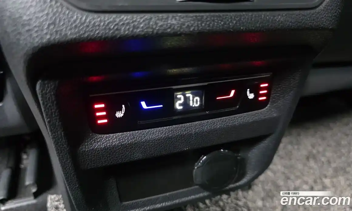 Volkswagen Tiguan 2022 2.0 Автомат в Москве № 276367, фото 19