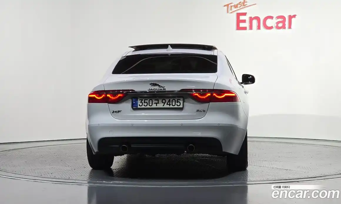 Jaguar XF 2016 2.0 Автомат в Москве № 283796, фото 4