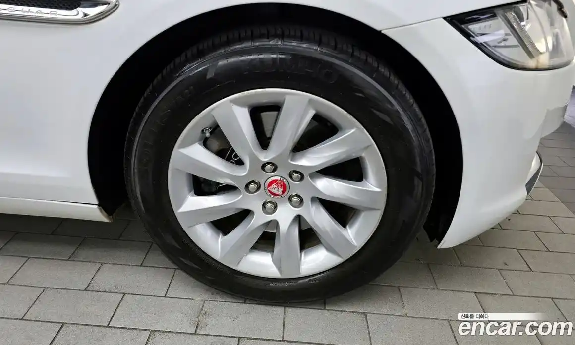 Jaguar XF 2016 2.0 Автомат в Москве № 283796, фото 5