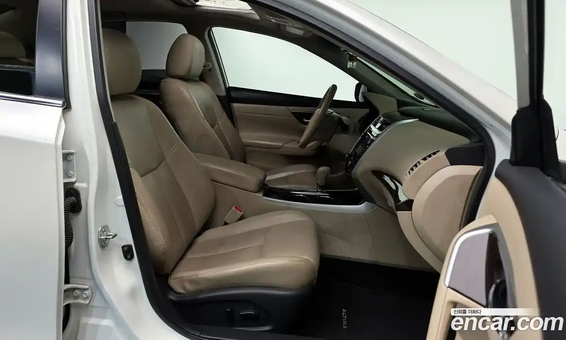 Nissan Altima 2016 2.5 Автомат в Москве № 285033, фото 5