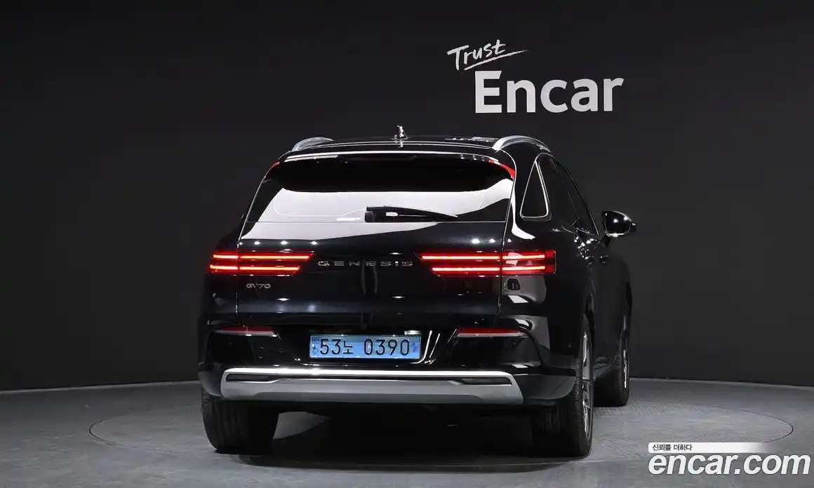 Genesis GV70 2022 0.1 Автомат в Москве № 288837, фото 4