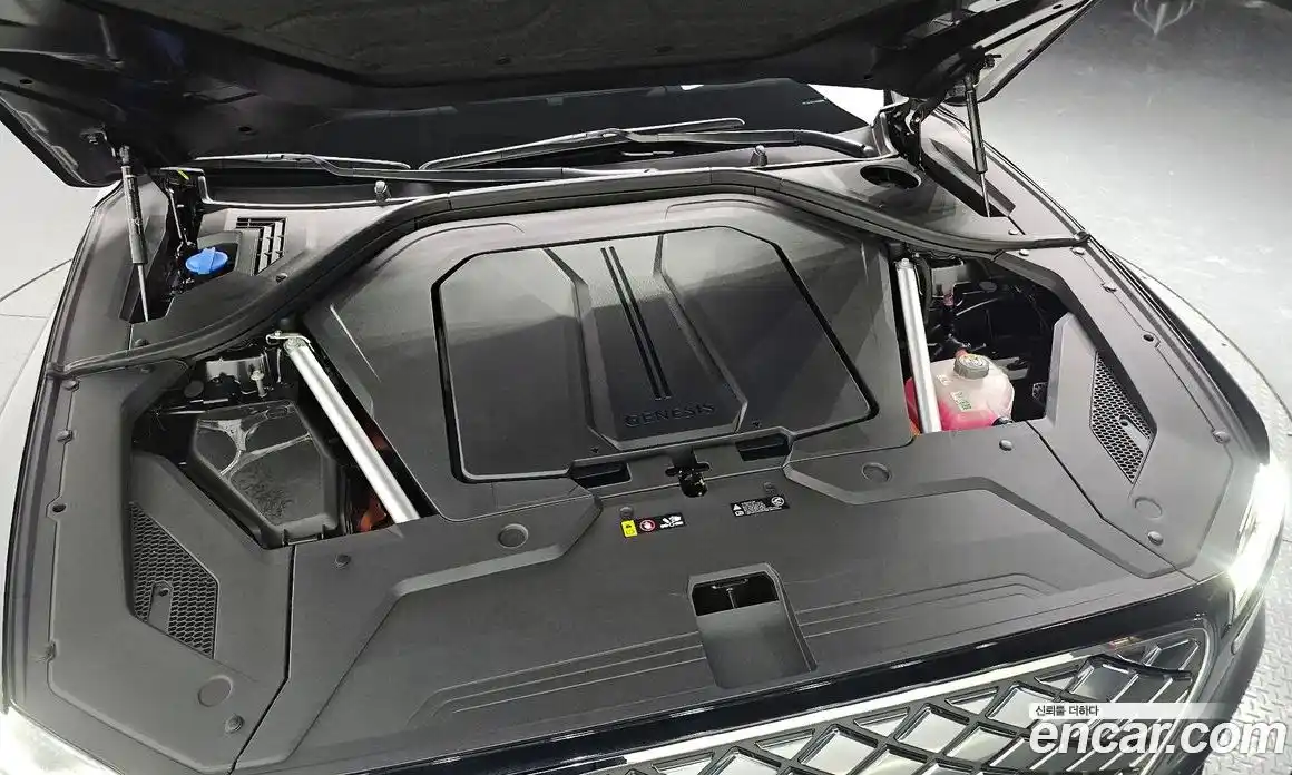 Genesis GV70 2022 0.1 Автомат в Москве № 288881, фото 14