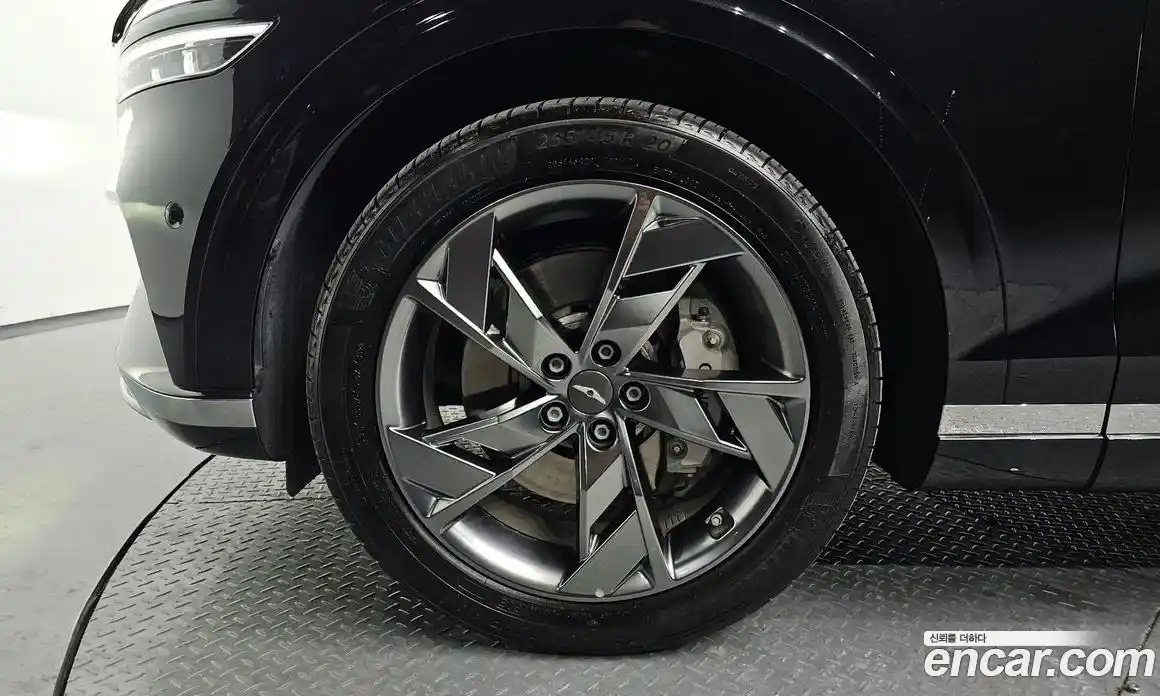 Genesis GV70 2022 0.1 Автомат в Москве № 288881, фото 10