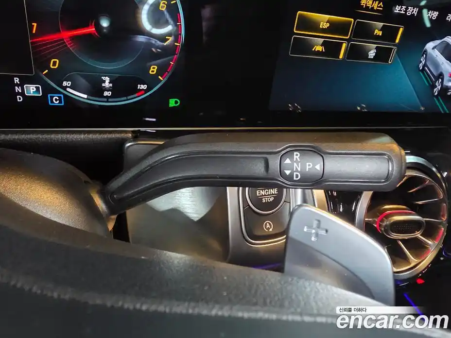 Mercedes-Benz GLB-Class 2020 2.0 Автомат в Москве № 292532, фото 10